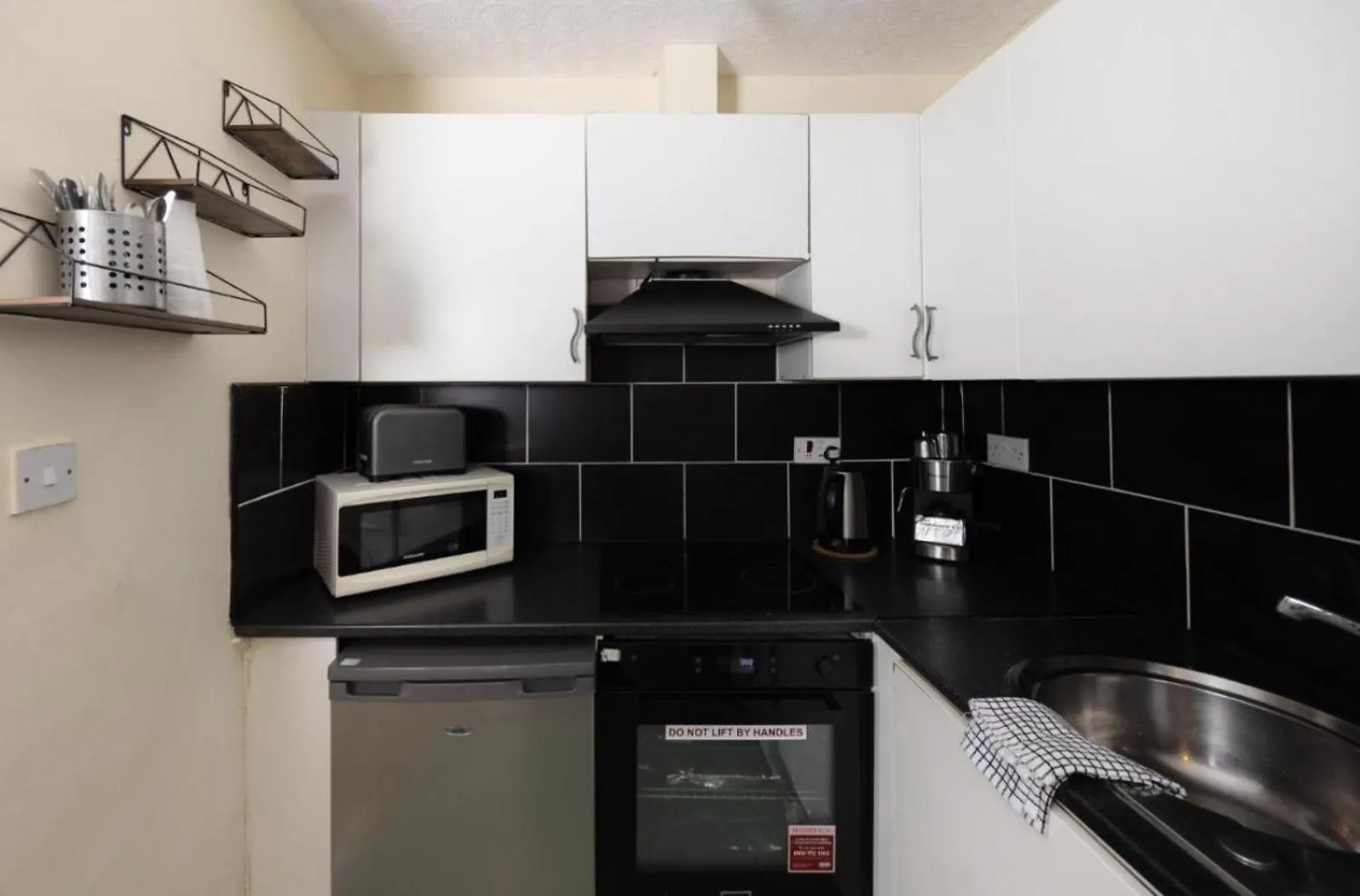 Warm & Welcoming Apartment In City Centre - Meadows 6 Edinburgh