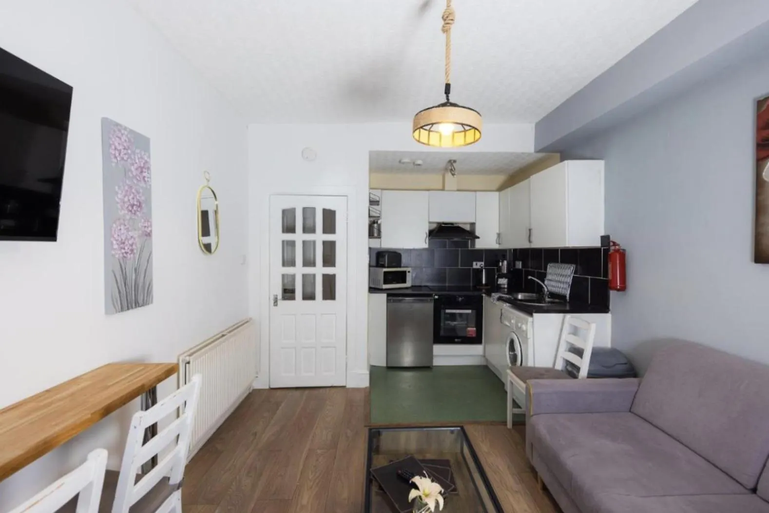 Warm & Welcoming Apartment In City Centre - Meadows 6 Edinburgh